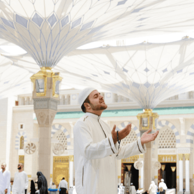 Pilgrims at Kaaba